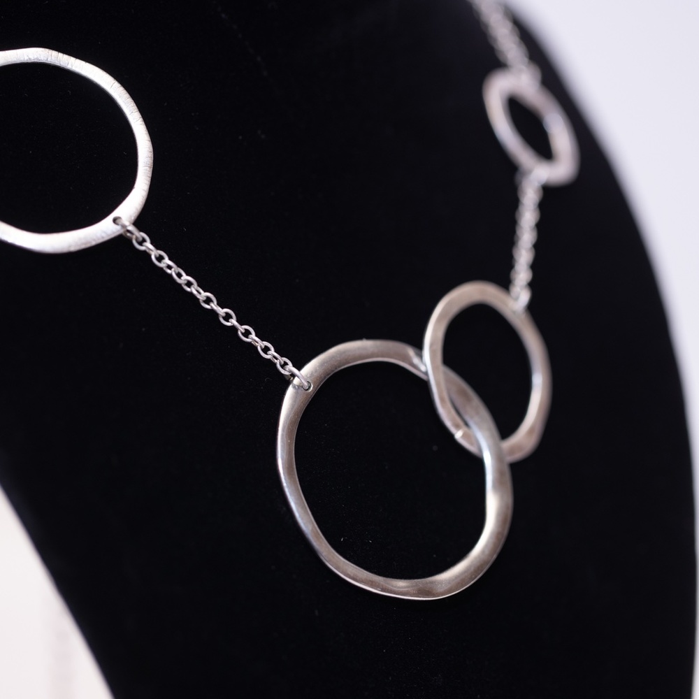 Silver Rings Necklace - Picture 4 of 5